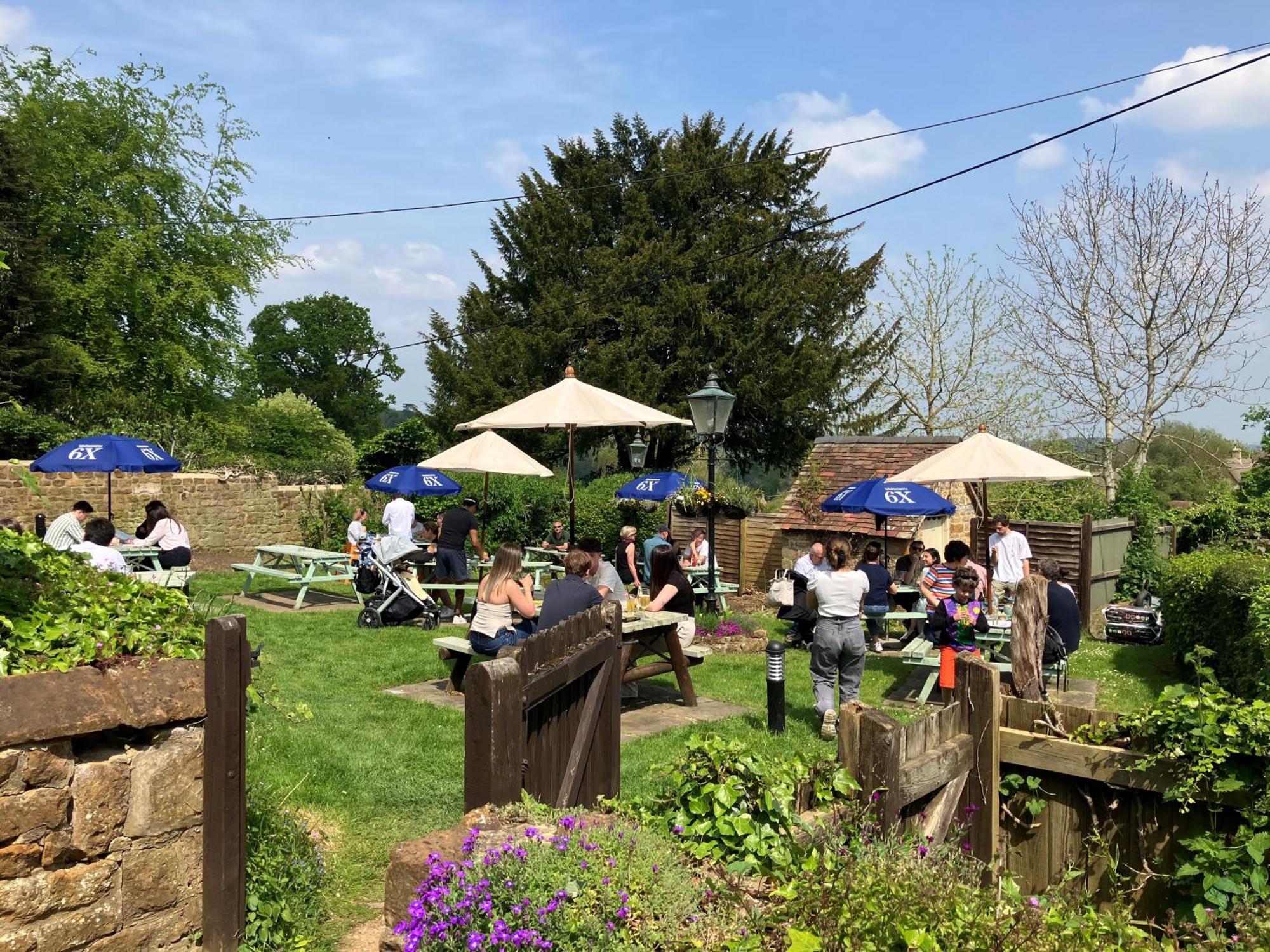 The Falkland Arms Chipping Norton Buitenkant foto