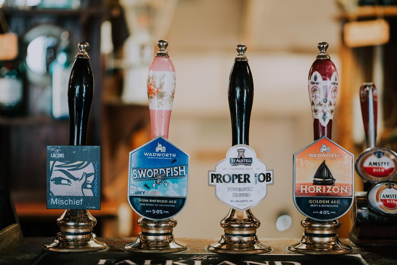 The Falkland Arms Chipping Norton Buitenkant foto